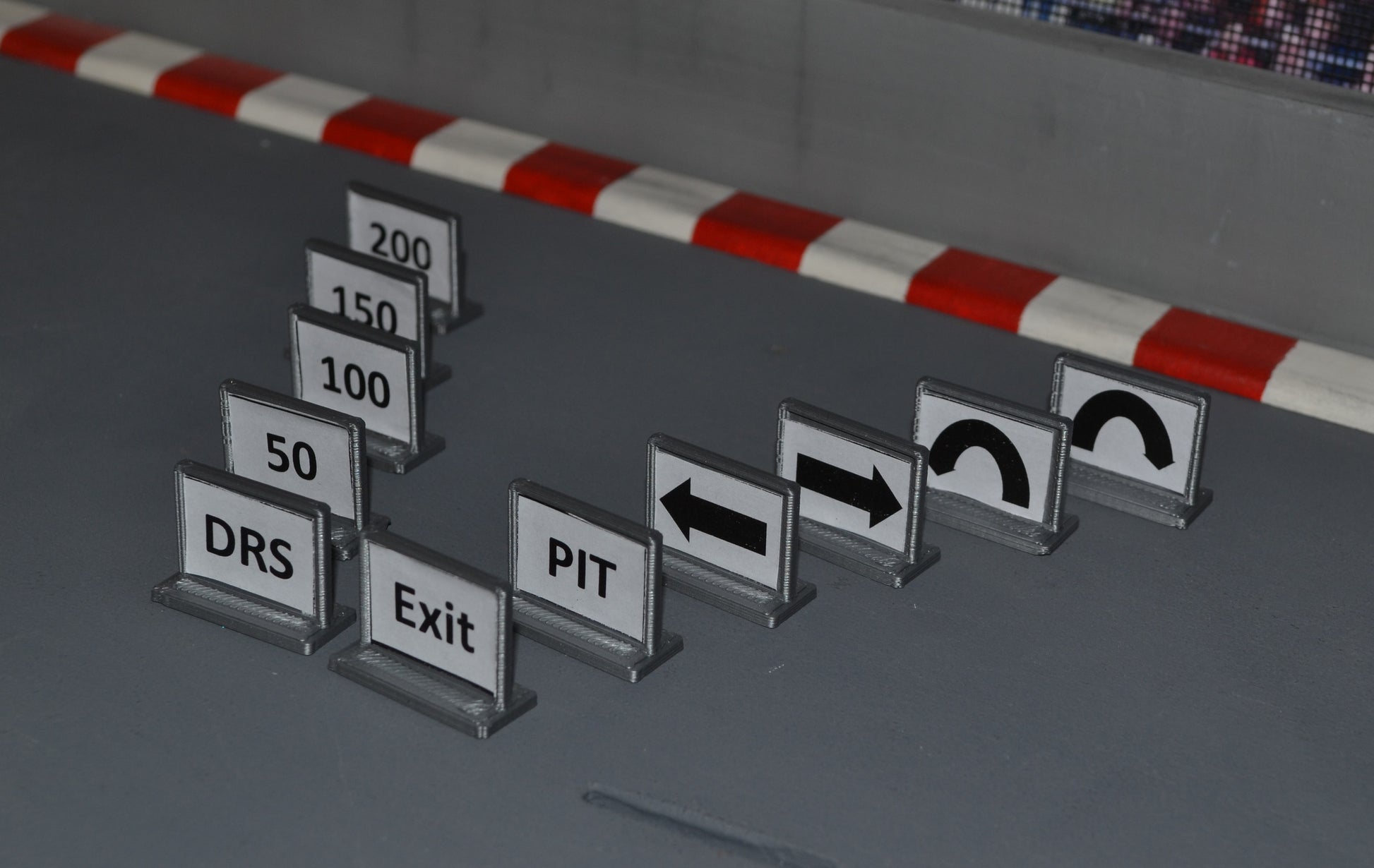 Track Markers / Hinweisschilder Set 3 (10 St.) TMS03