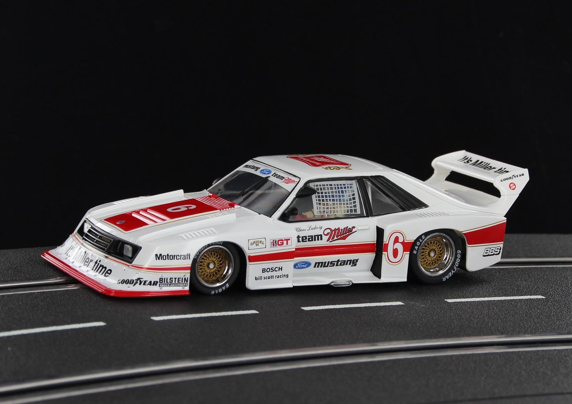 Sideways Ford Mustang Mid Ohio 1981 #6 SW46