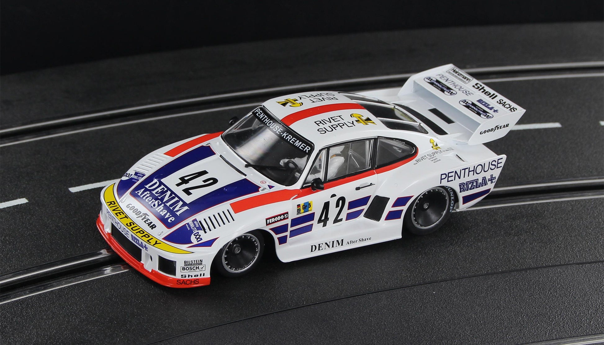 Sideways Porsche 935 K2 Le Mans 1977 No. 42 SW74